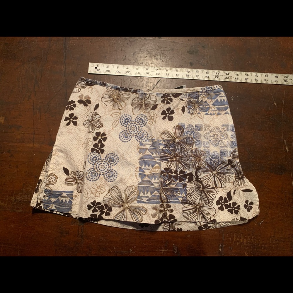 Burr California brown and blue flower skirt